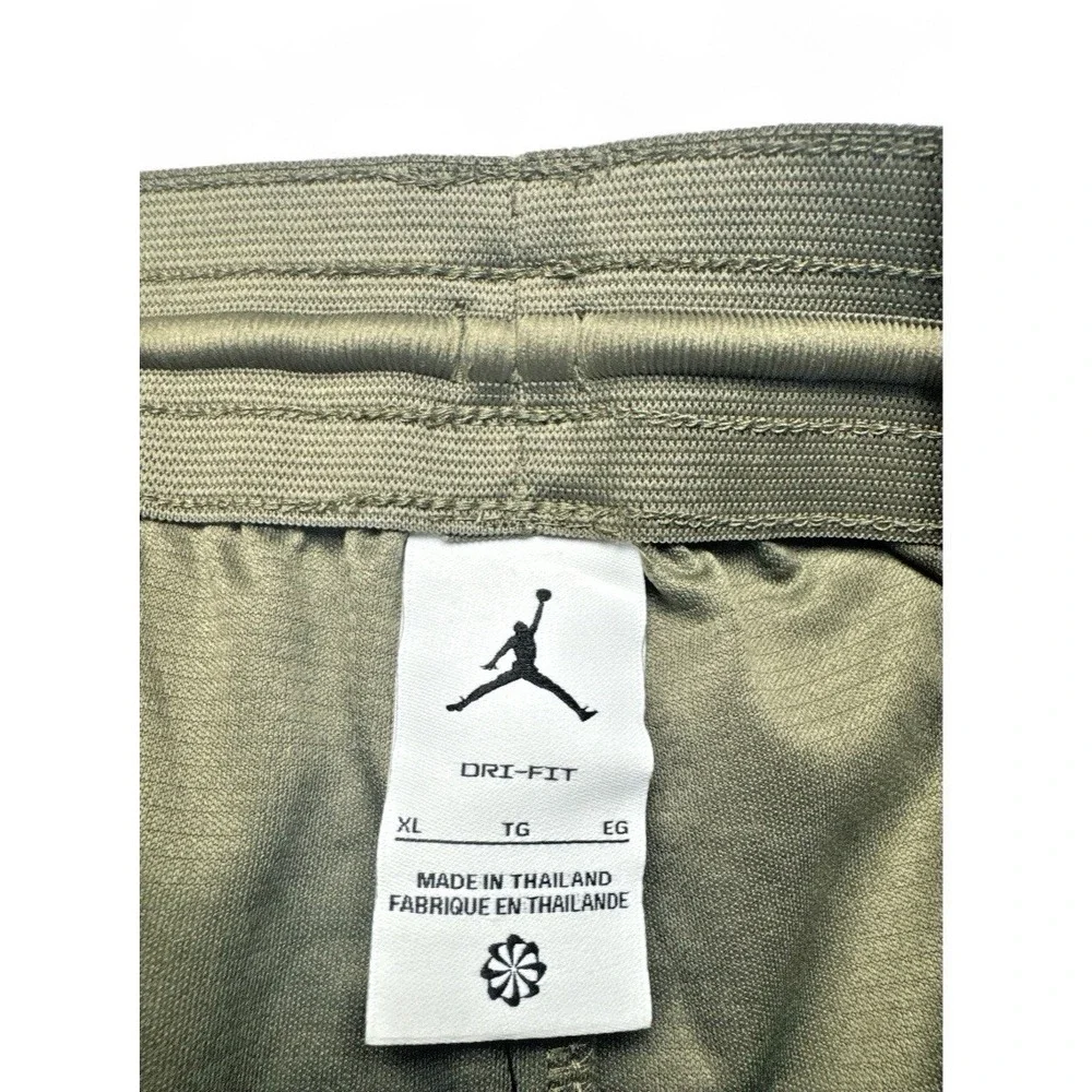 Nike Air Jordan Women's 4